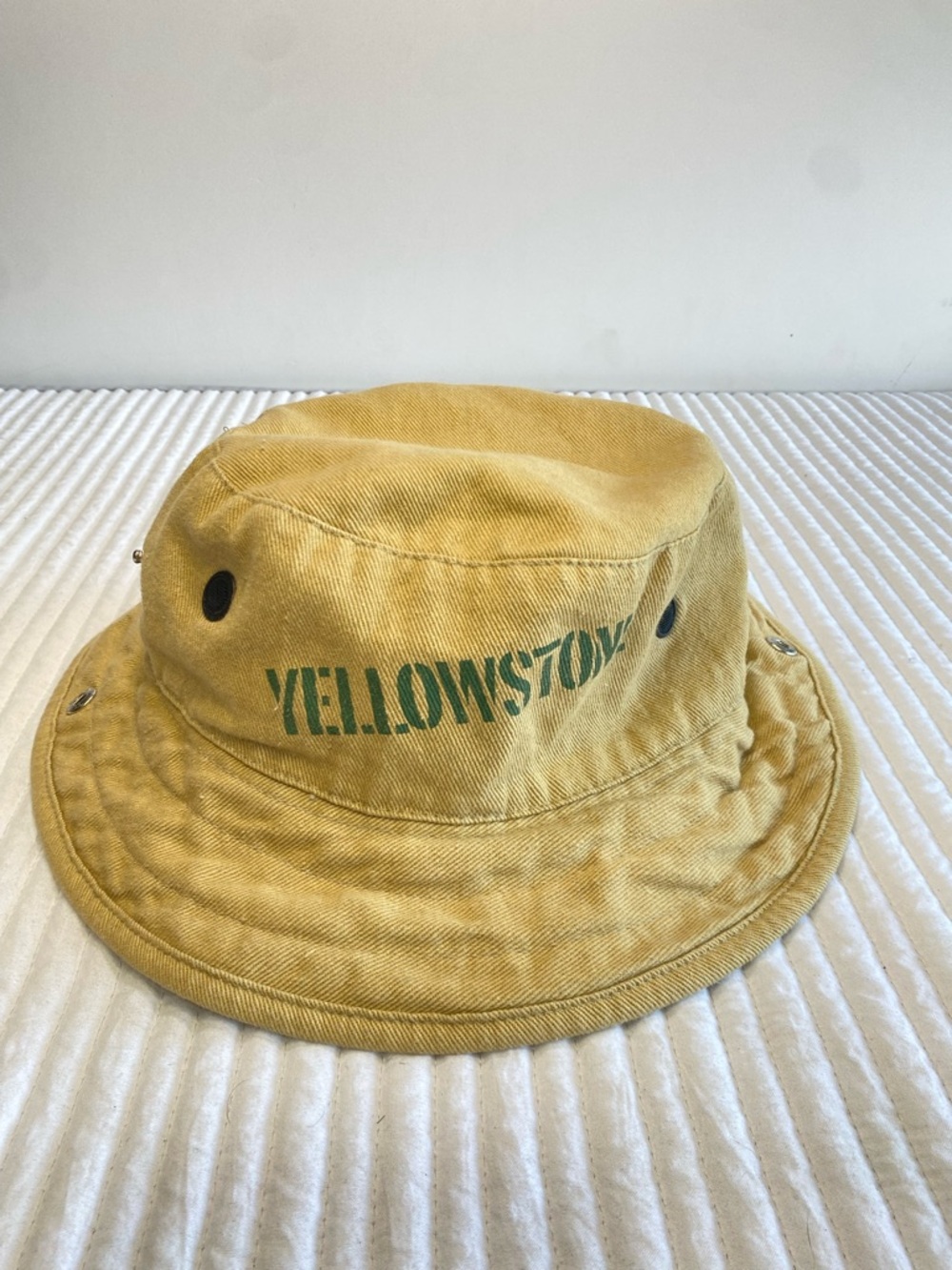 VTG Yellowstone Bucket Hat Cap Hiking Khaki Outdoor Summer Tan Size L